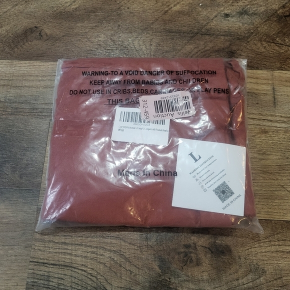 New Cozypoin Red Shortalls Size Large - Picture 3 of 6